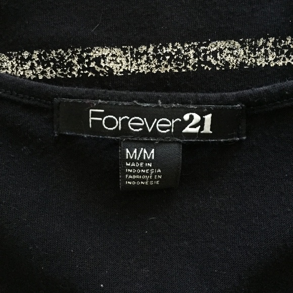 ❗️2 for $10❗️F21 Black & Sliver Striped Tank - Picture 4 of 5